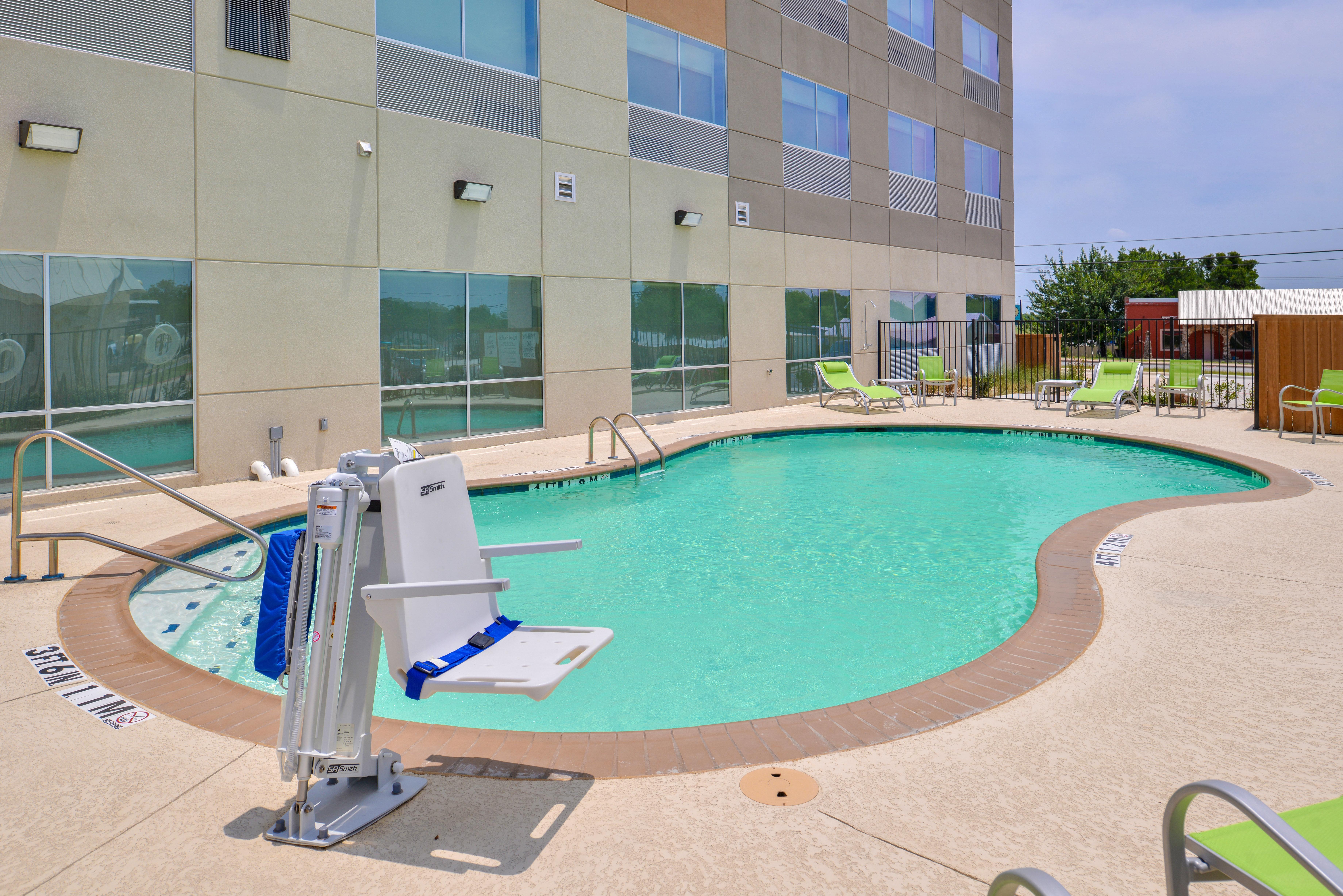 Holiday Inn Express - Early By Ihg Exteriör bild