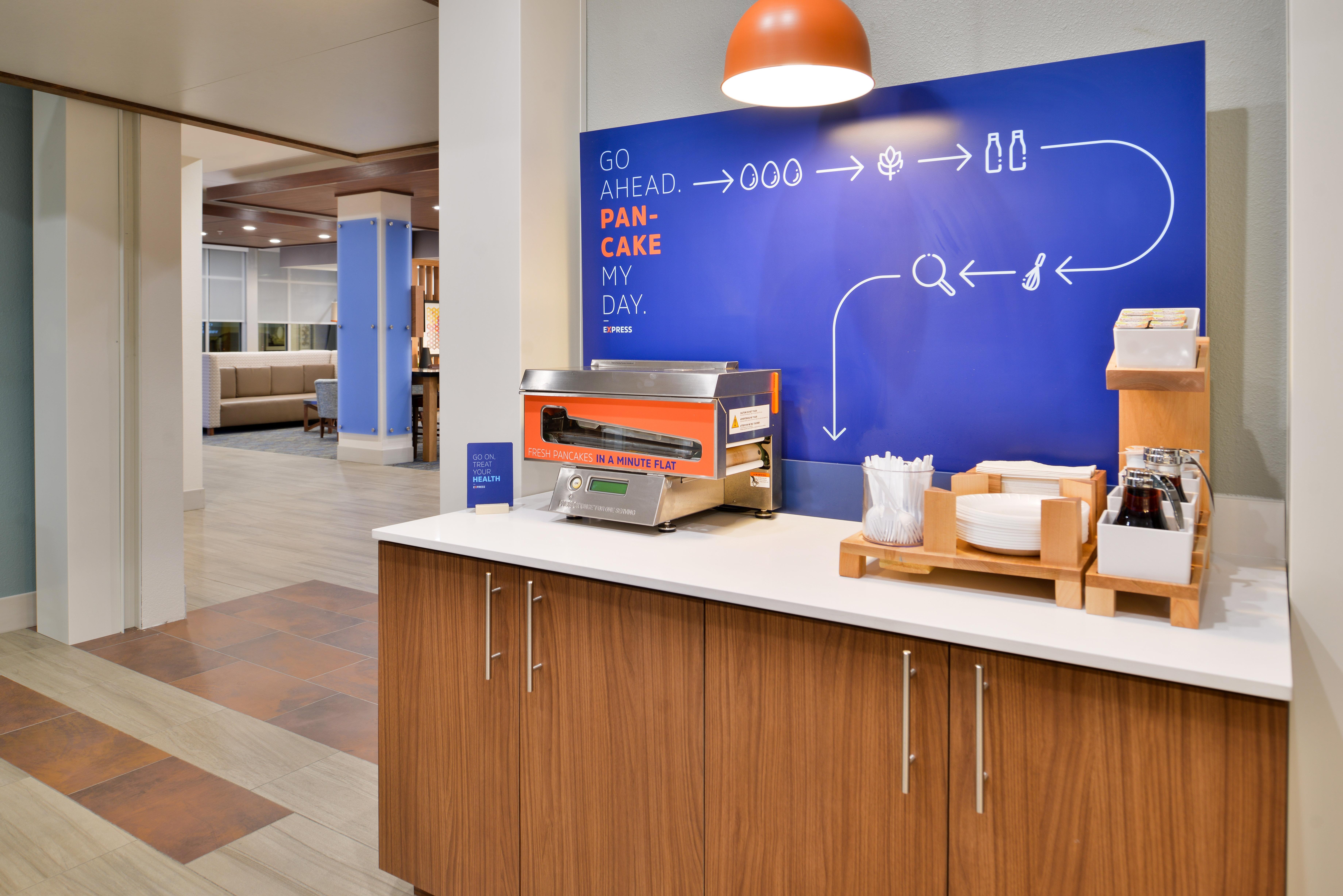 Holiday Inn Express - Early By Ihg Exteriör bild