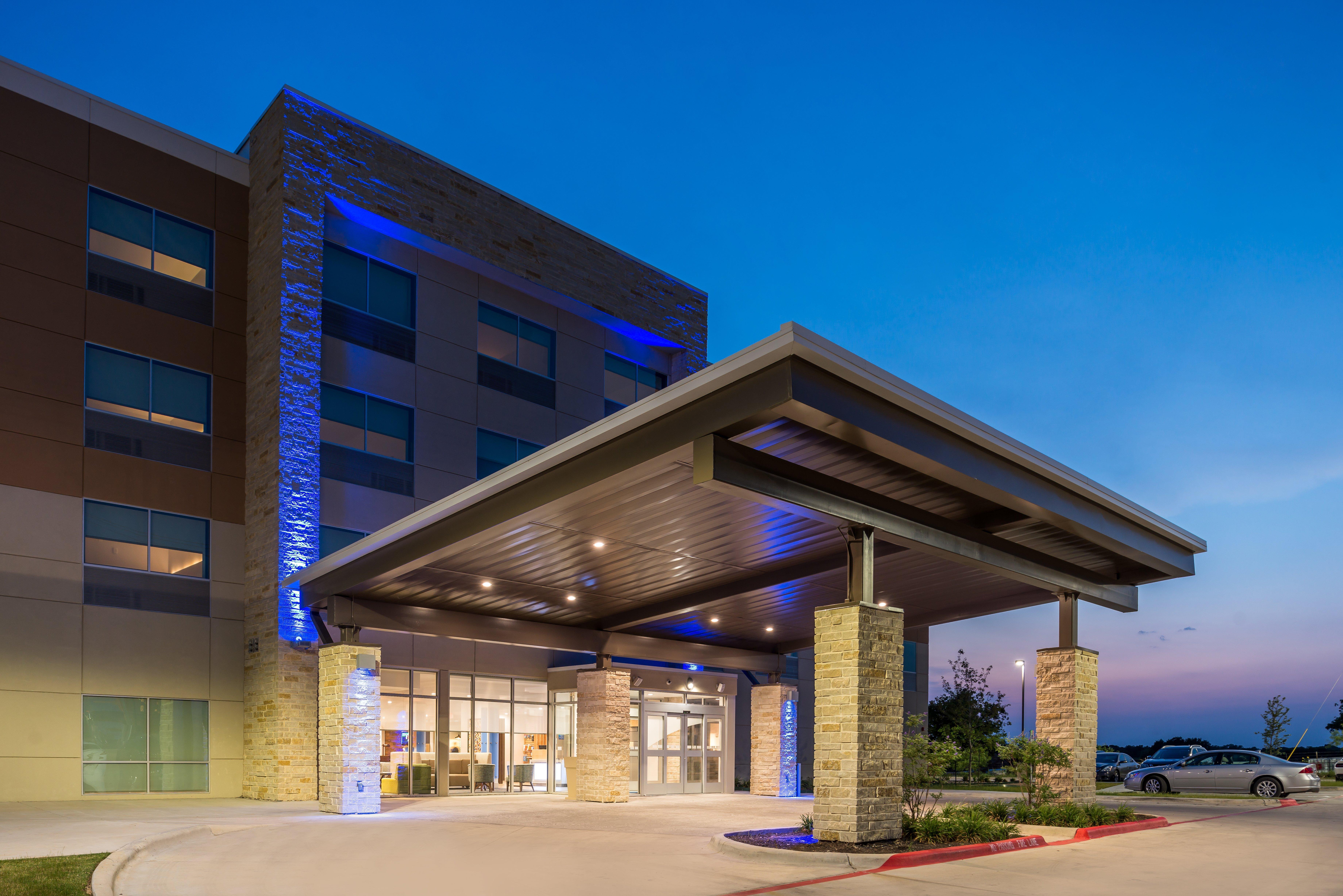 Holiday Inn Express - Early By Ihg Exteriör bild