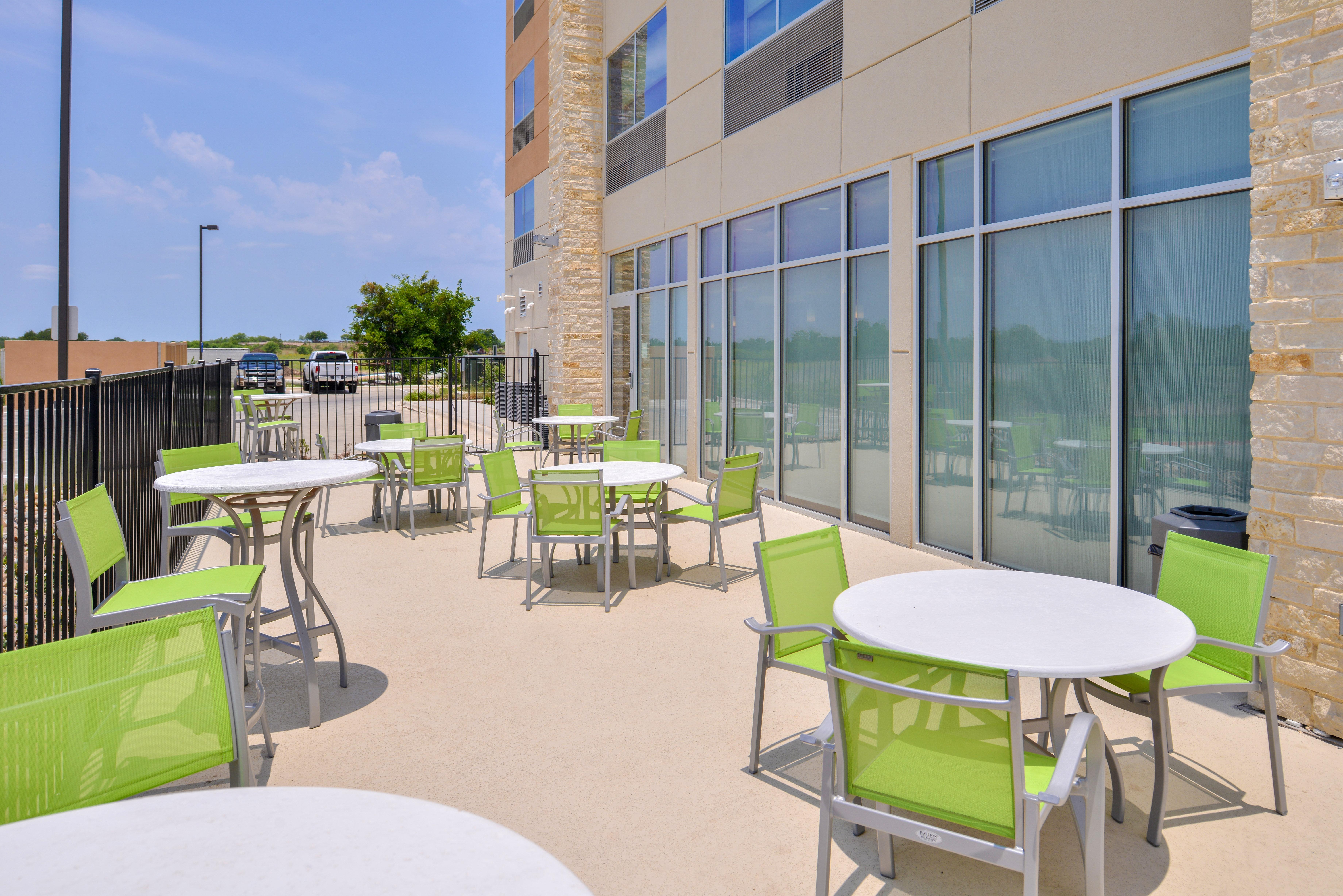 Holiday Inn Express - Early By Ihg Exteriör bild